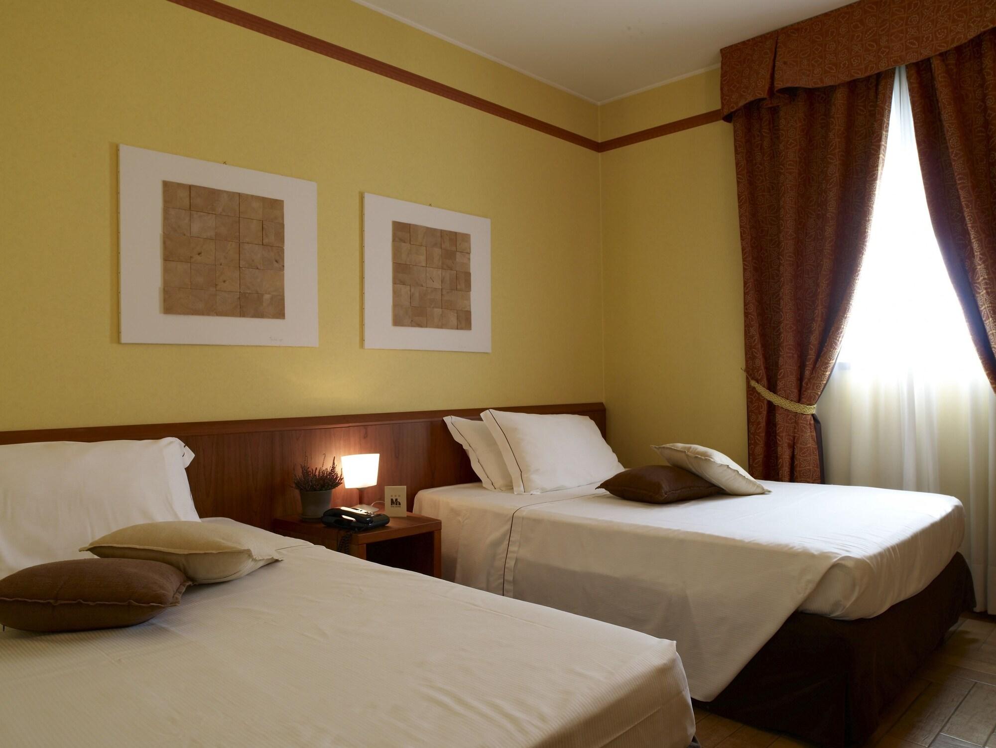 Hotel Montini Linate Airport Peschiera Borromeo Zimmer foto