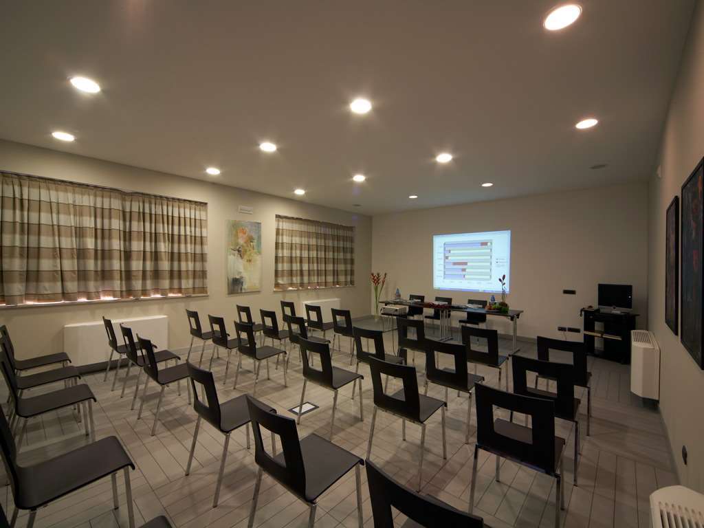 Hotel Montini Linate Airport Peschiera Borromeo Einrichtungen foto