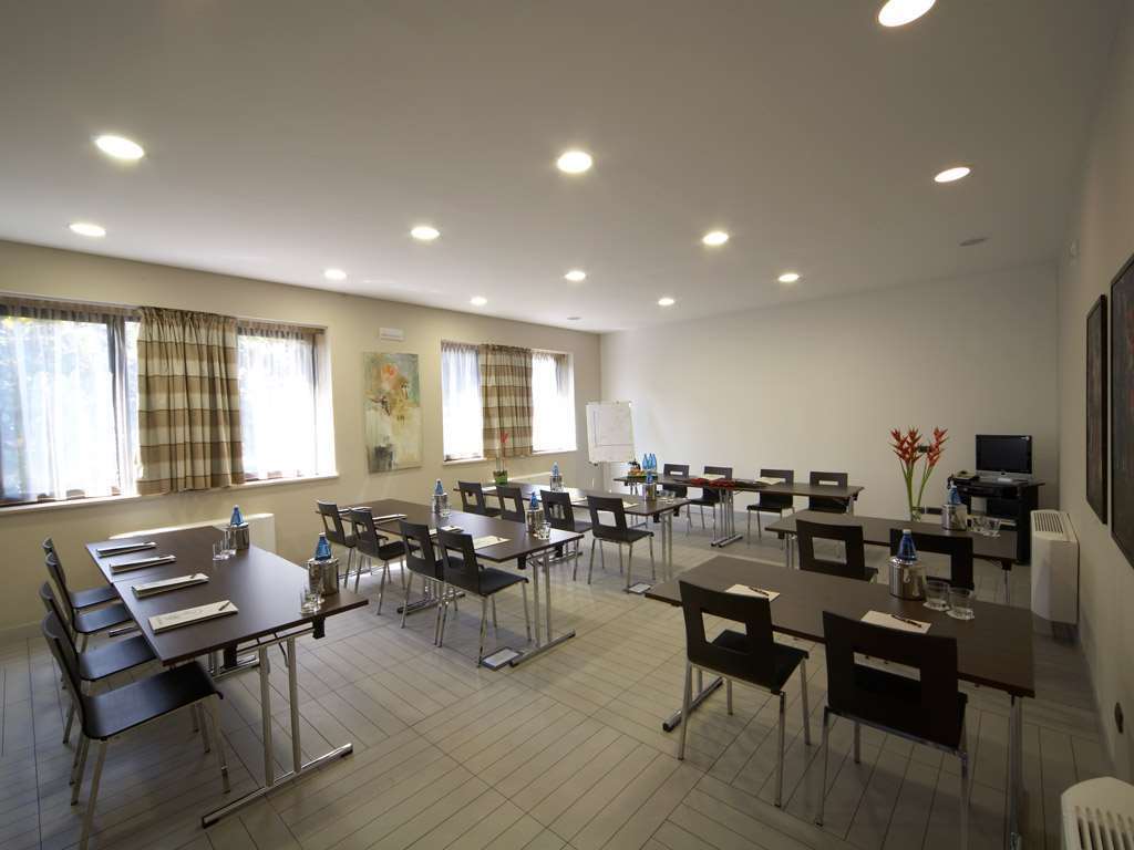 Hotel Montini Linate Airport Peschiera Borromeo Einrichtungen foto